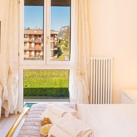 Elena Apartment - Free Secure Parking - Center - Pool - View Lake Бардоліно Екстер'єр фото